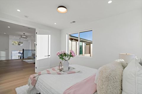 Tiny photo for 1040 W Riverside Way, San Jose, CA 95129 (MLS # ML82037565)