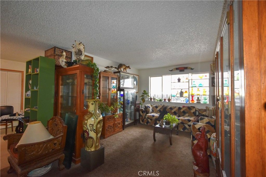 Photo of 908 Miner St St, Yreka, CA 96097 (MLS # SN26039272)