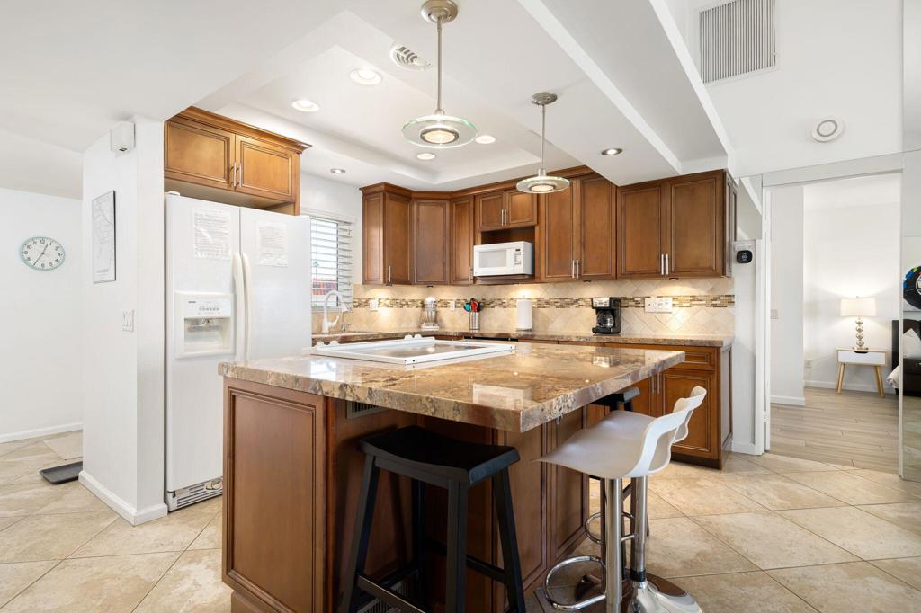 40960 La Costa Circle W