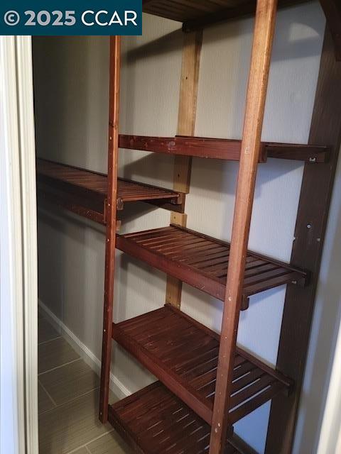 REDWOOD SHORES - Residential