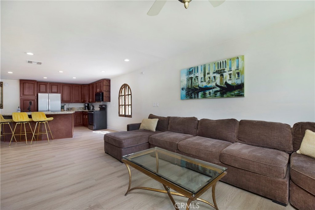 La Veta (LV) - Residential Lease