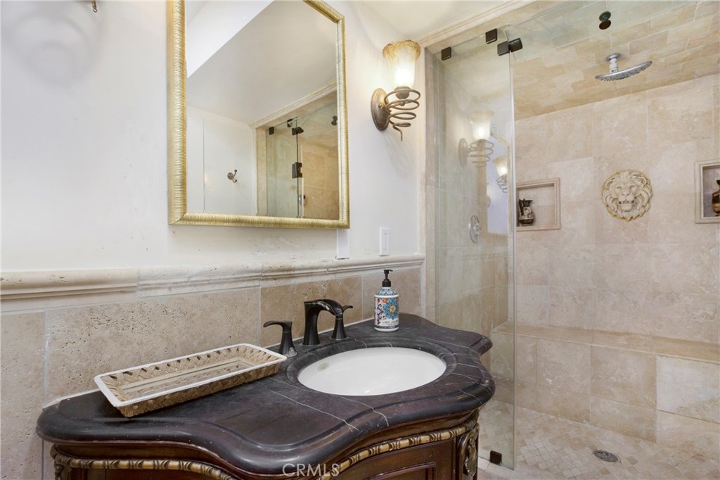 La Veta (LV) - Residential Lease