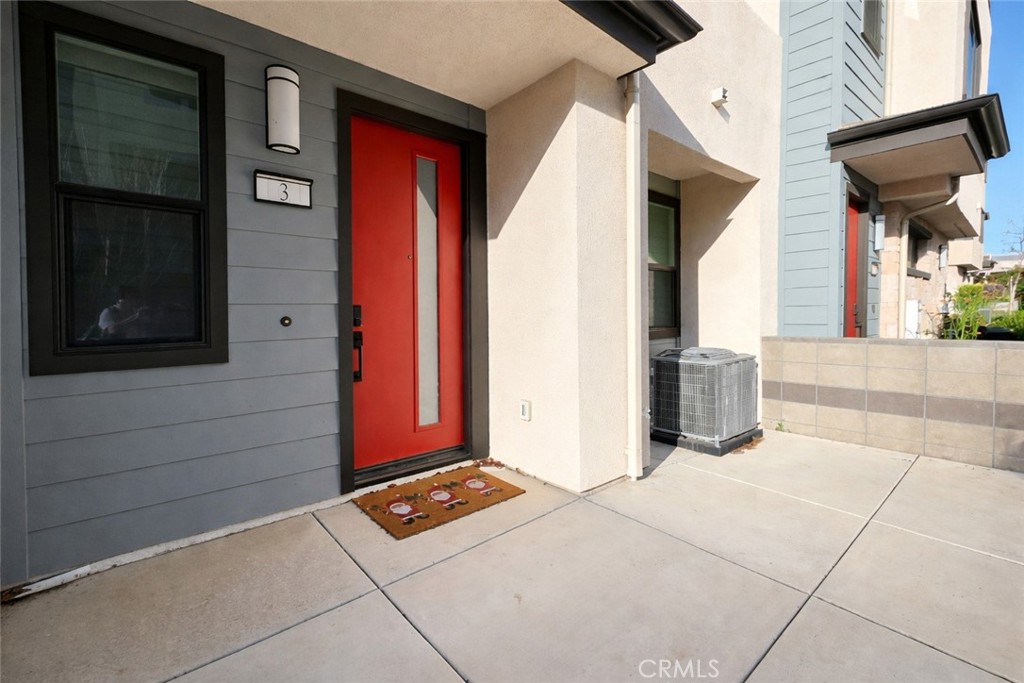 2957 W Lincoln Avenue 3