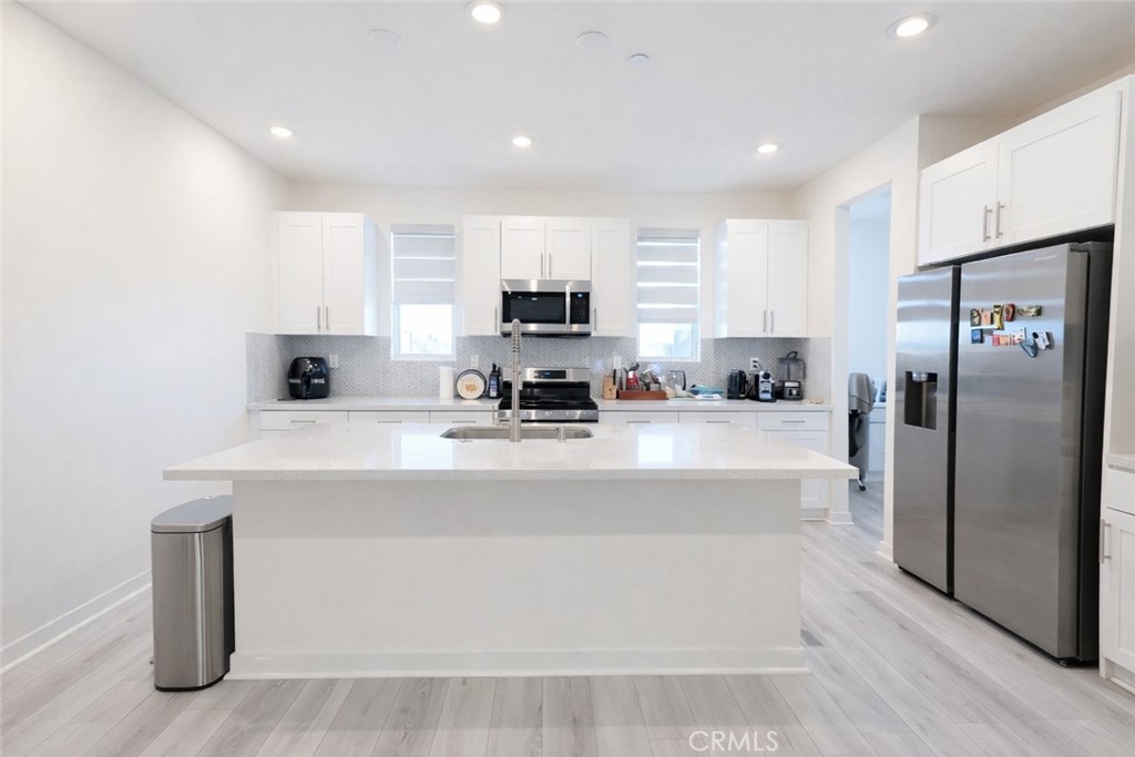 2957 W Lincoln Avenue 3