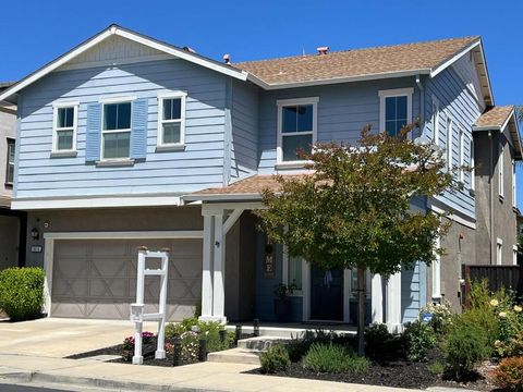 Photo of 1015 Oak Brook Way, Gilroy, CA 95020 (MLS # ML82046510)
