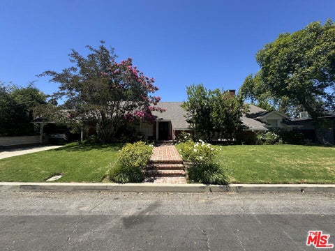 Photo of 16011 Meadowcrest Road, Los Angeles, CA 91403 (MLS # 26863255)