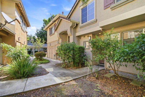 Photo of 388 Ribbonwood Avenue, San Jose, CA 95123 (MLS # ML82058284)