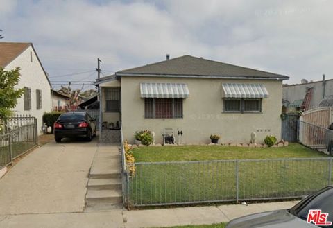 Photo of 331 E 119th Street, Los Angeles, CA 90061 (MLS # 25600861)