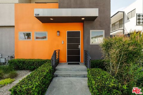 Photo of 6072 Pickford Street, Los Angeles, CA 90035 (MLS # 26654175)