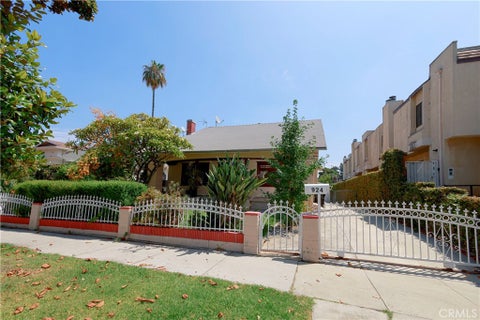 Photo of 924 N Stoneman AVE, Alhambra, CA 91801 (MLS # TR26193162)