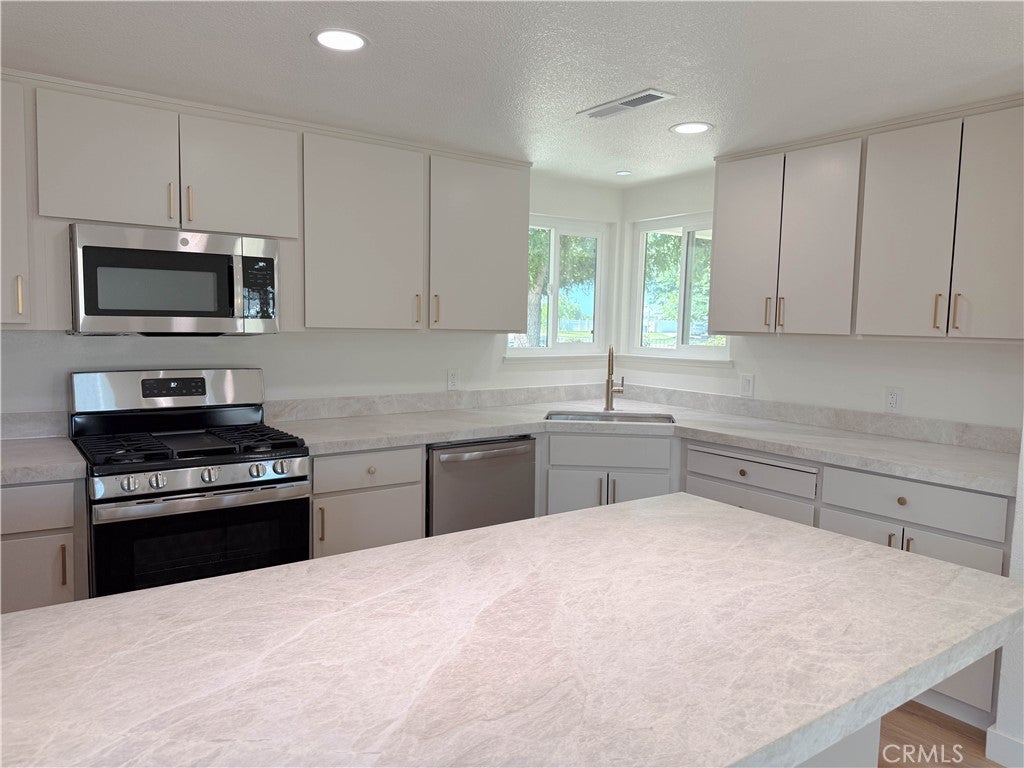 519 Rosehill Drive