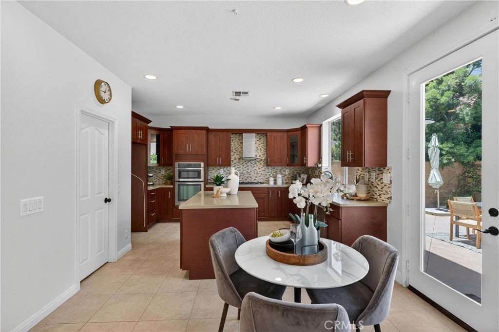 23 Delano, Irvine CA 92602 - Photo 6