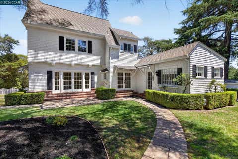 Photo of 61 Crest Avenue AVE, Alamo, CA 94507 (MLS # 41140869)