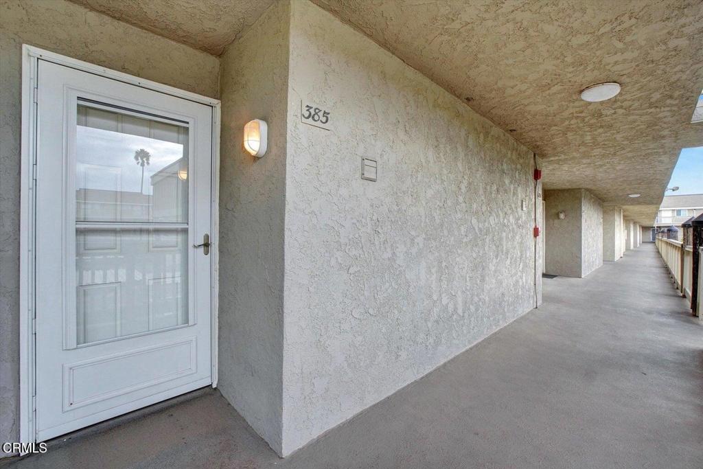 385 E Surfside Drive