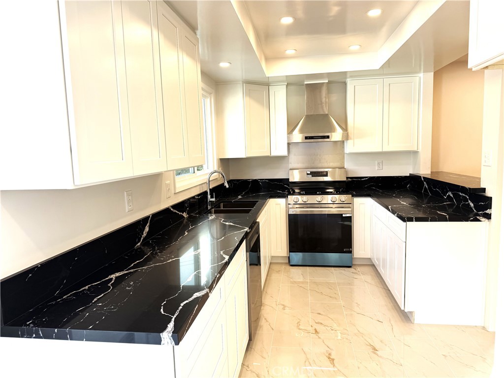 Carson Park/Lakewood (CLK) - Residential Lease