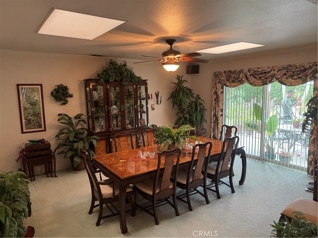 865 Loma Circle