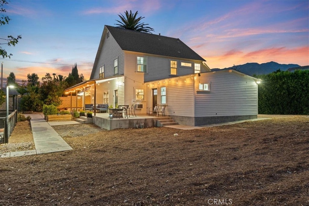 765 W 22nd Street