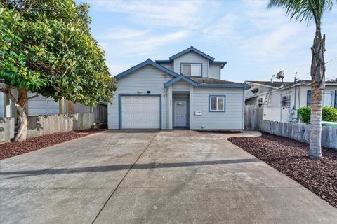 Photo of 1282 Hamilton Avenue, Seaside, CA 93955 (MLS # ML82043419)