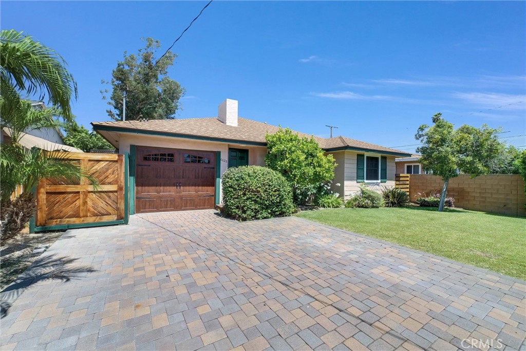 This beautifully maintained single-family home is located on a picturesque, tree-lined street in the sought-after North San Gabriel neighborhood. Timeless real wood accents blend seamlessly with modern comforts, creating a warm and refined atmosphere throughout.
The expansive living and family rooms offer versatile spaces ideal for entertaining or quiet relaxation. The generous primary suite features a spa-inspired bathroom with a custom soaking tub for ultimate comfort. Enjoy direct access to the attached one-car garage through the kitchen, along with the added benefit of a four-vehicle paver driveway—an uncommon feature in the area.
Seller intends to utilize a 1031 exchange for this property