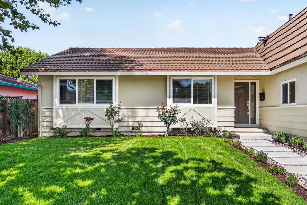 799 Peekskill Drive