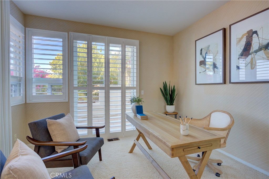 Shell Beach(600) - Residential