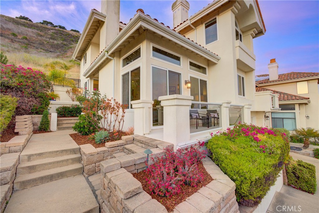 Shell Beach(600) - Residential