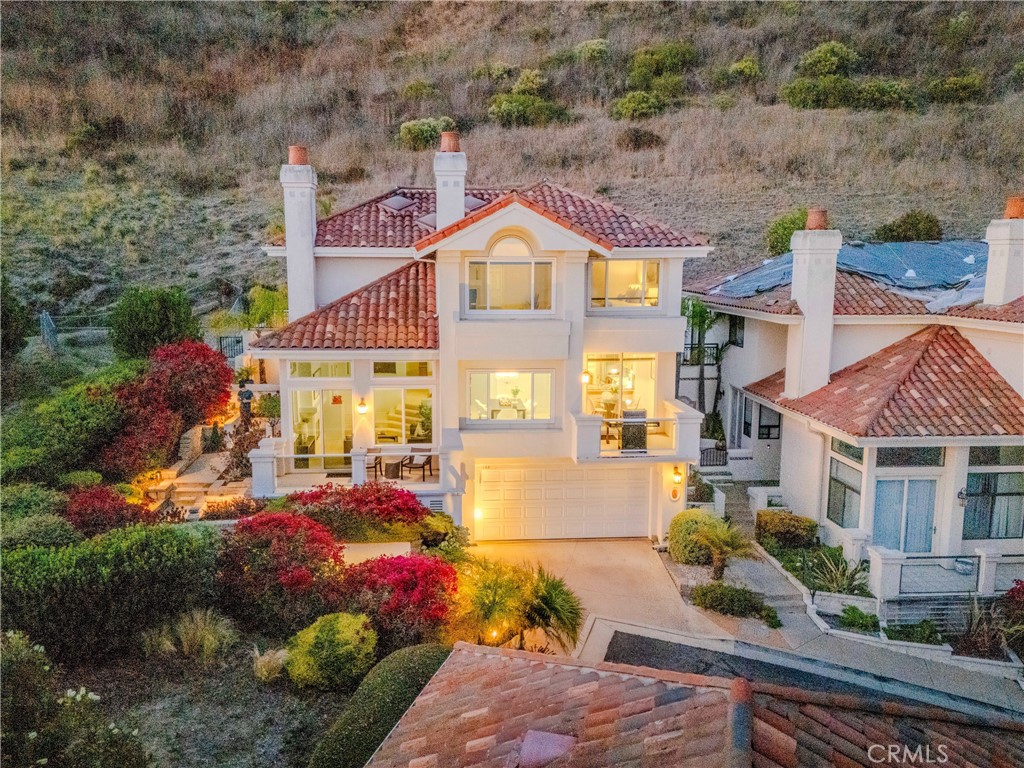 Shell Beach(600) - Residential