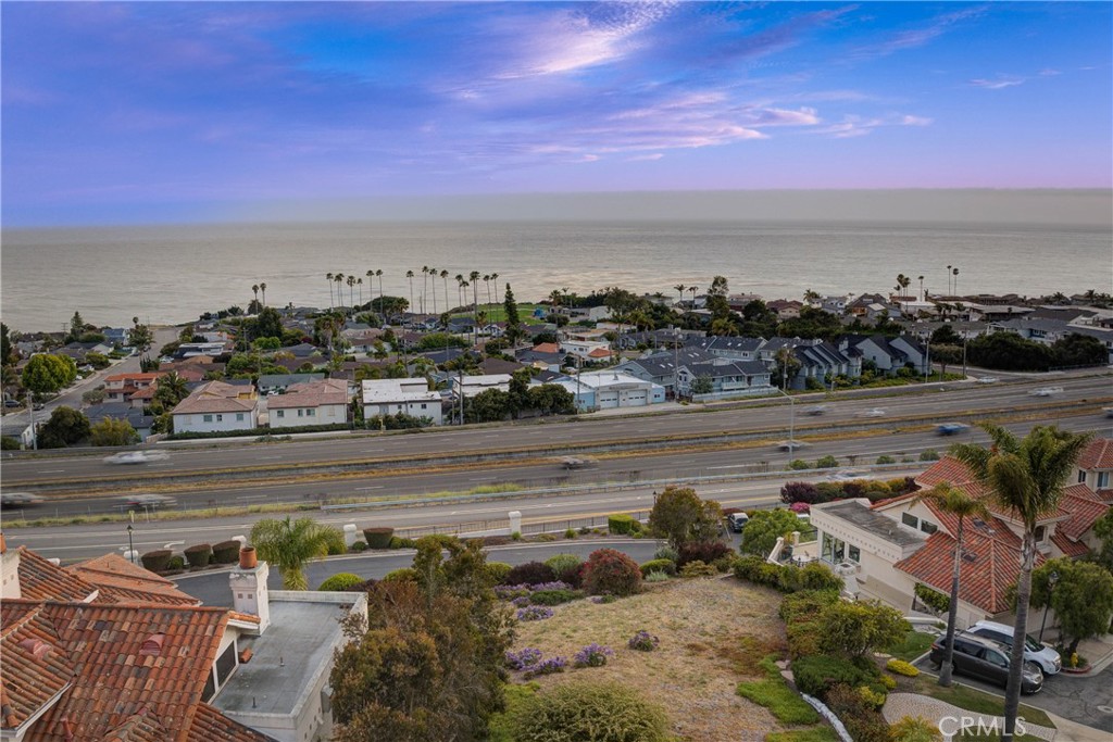 Shell Beach(600) - Residential