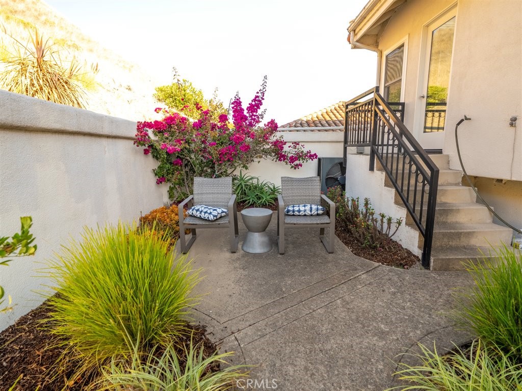 Shell Beach(600) - Residential