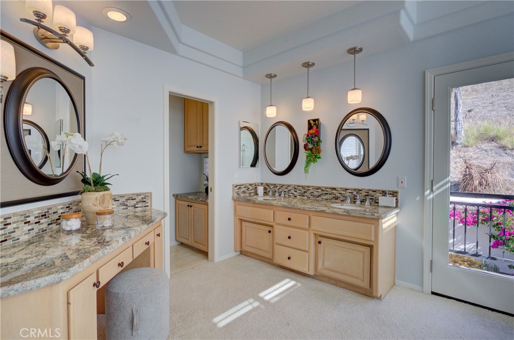 Shell Beach(600) - Residential