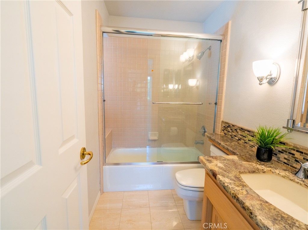 Shell Beach(600) - Residential