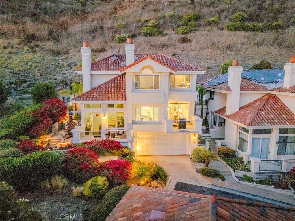 Shell Beach(600) - Residential