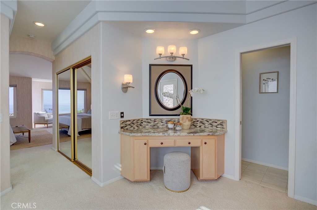 Shell Beach(600) - Residential