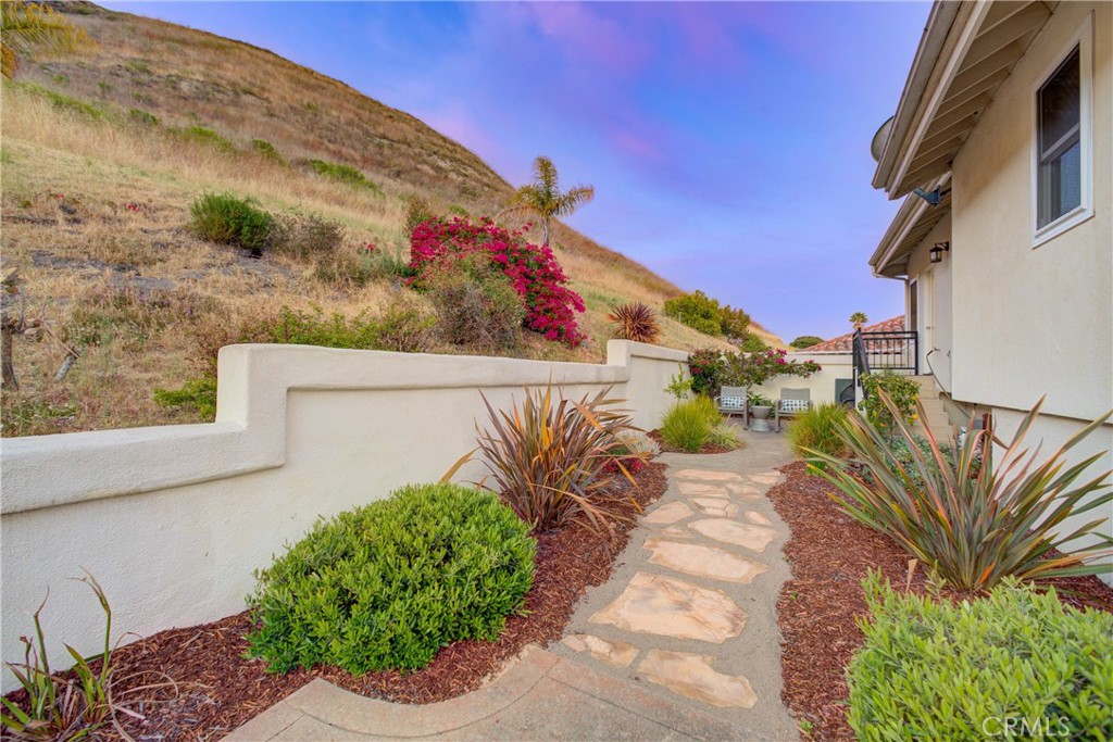 Shell Beach(600) - Residential