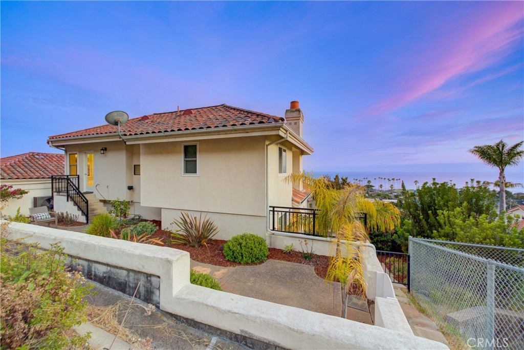 Shell Beach(600) - Residential
