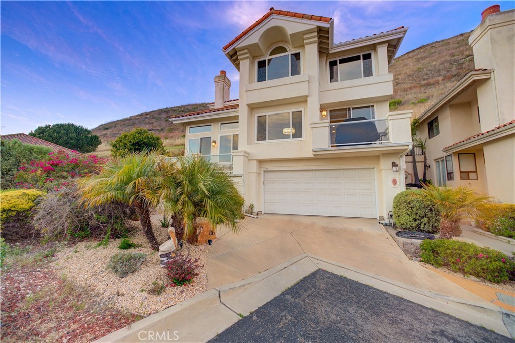 Shell Beach(600) - Residential