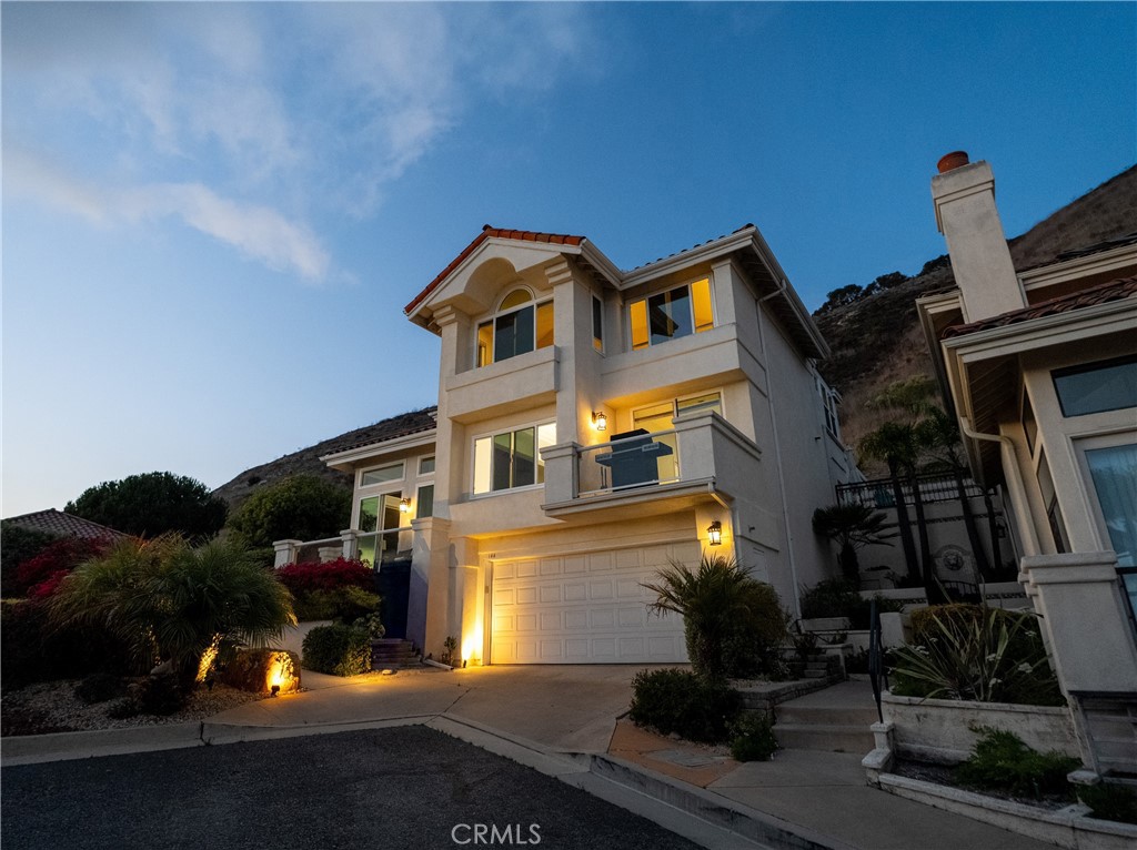 Shell Beach(600) - Residential