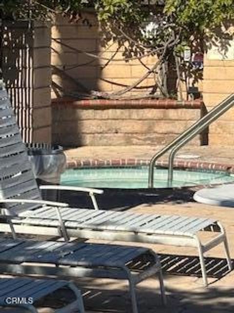 Tiny photo for 2041 Blackberry Circle, Oxnard, CA 93036 (MLS # V1-33132)