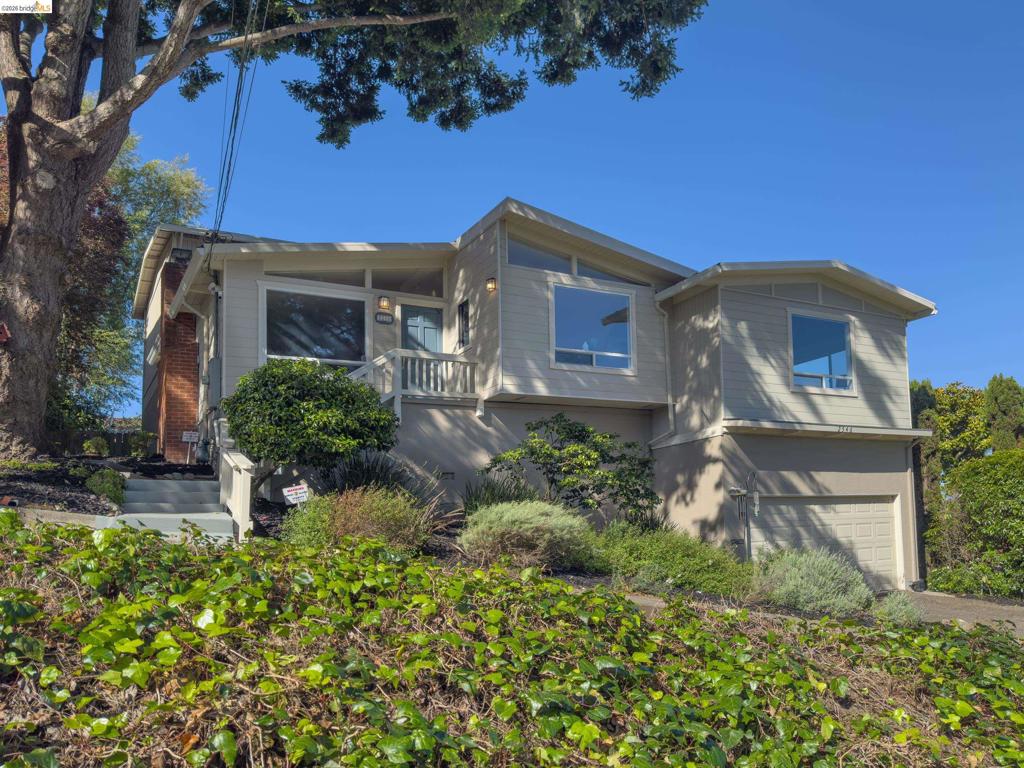 2546 Alva Ave