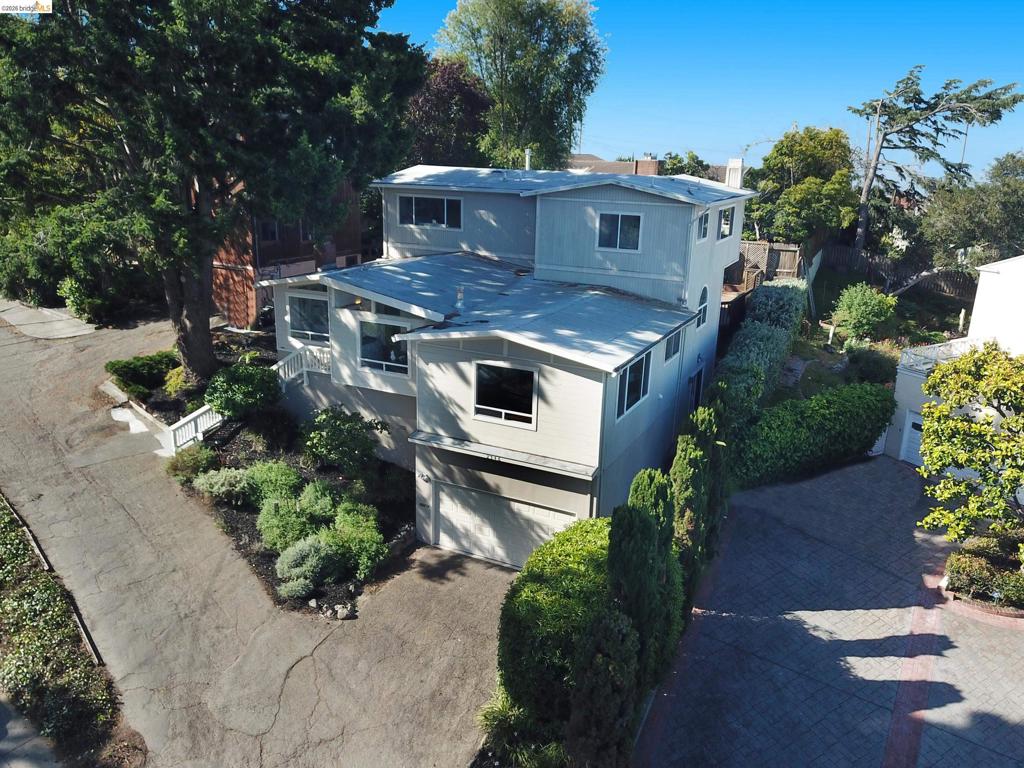 2546 Alva Ave