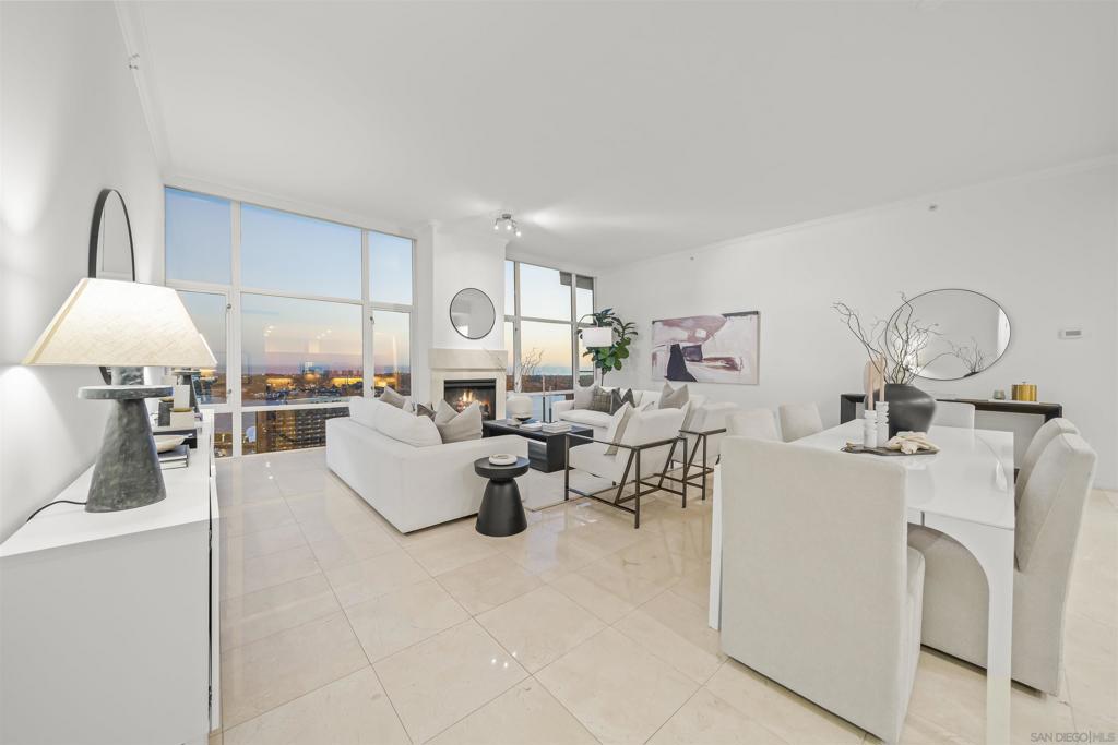 550 Front St 3201