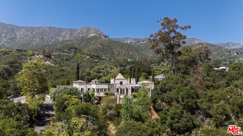 2899 Hidden Valley Lane