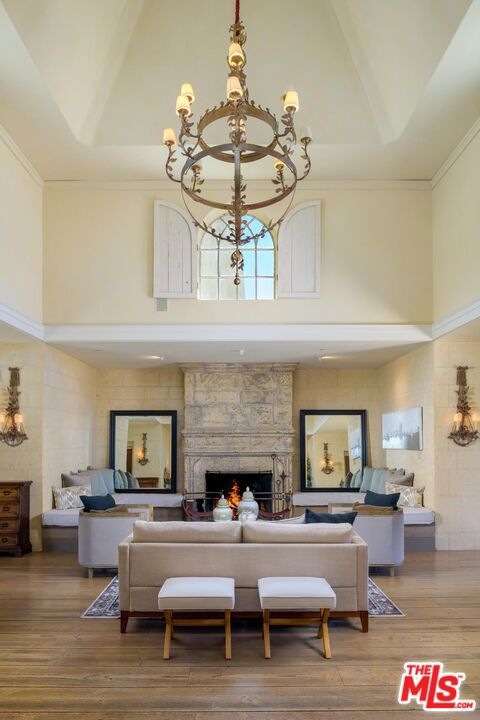 2899 Hidden Valley Lane