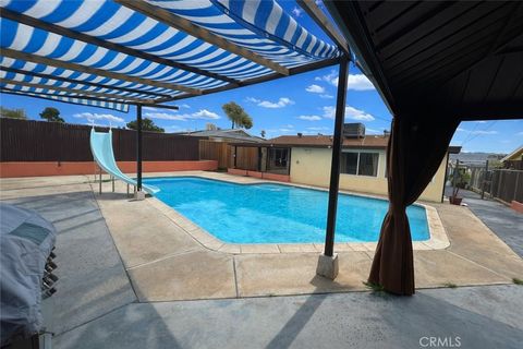 Photo of 1620 Church St, Barstow, CA 92311 (MLS # CV25282127)