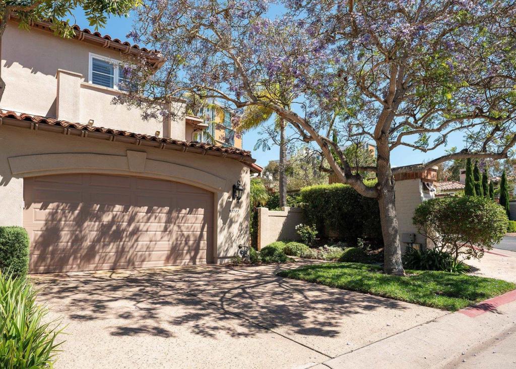 9703 Keeneland Row