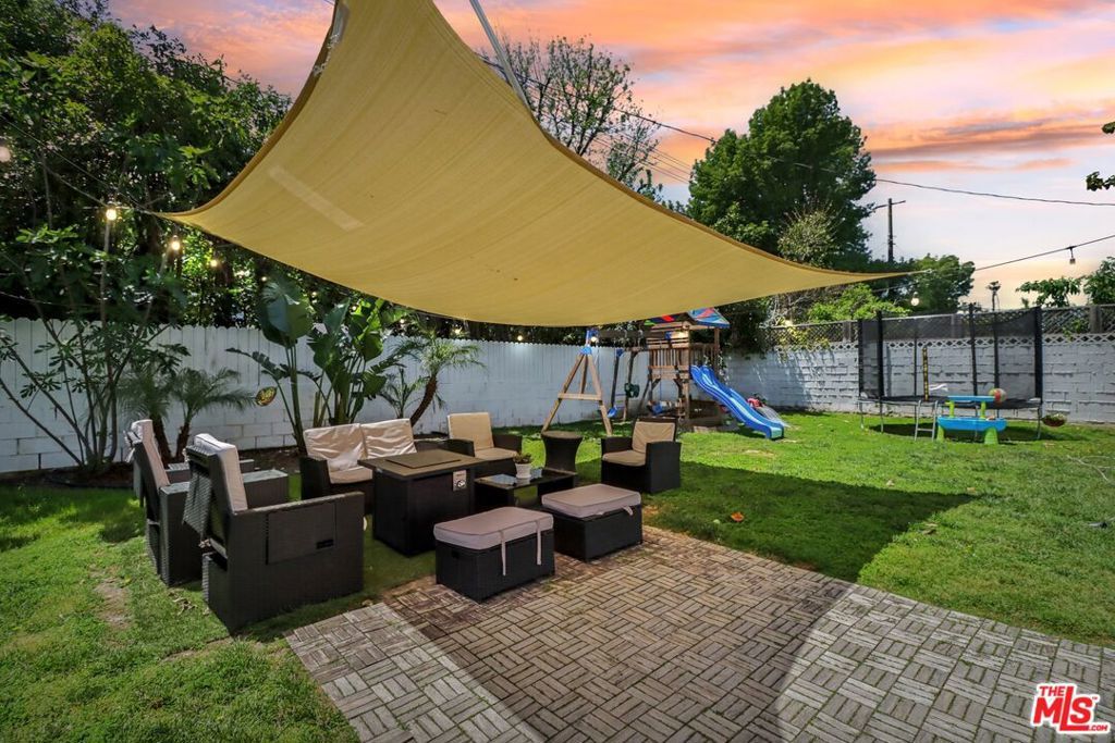 listing image 130722178773519339728