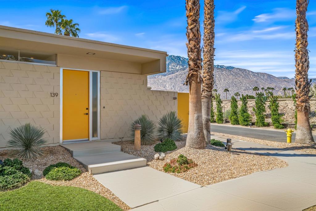 139 Desert Lakes Drive