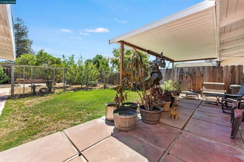 Tiny photo for 700 Real Ave AVE, Newman, CA 95360 (MLS # 41142249)