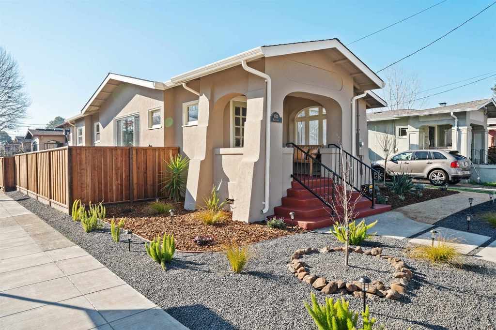 Photo of 1633 Excelsior Ave Ave, Oakland, CA 94602 (MLS # 41121136)