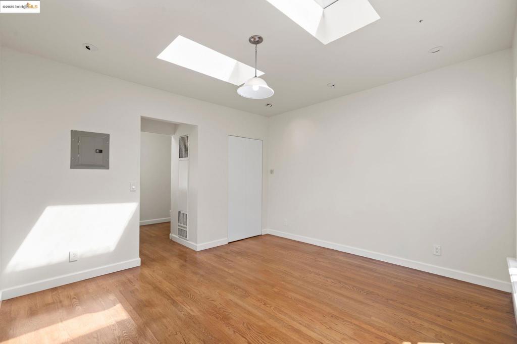 CENTRAL BERKELEY - Residential